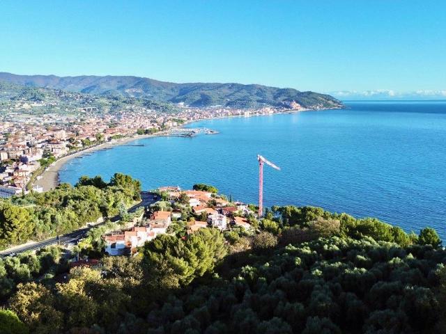 Terreno in vendita a Diano Marina IM