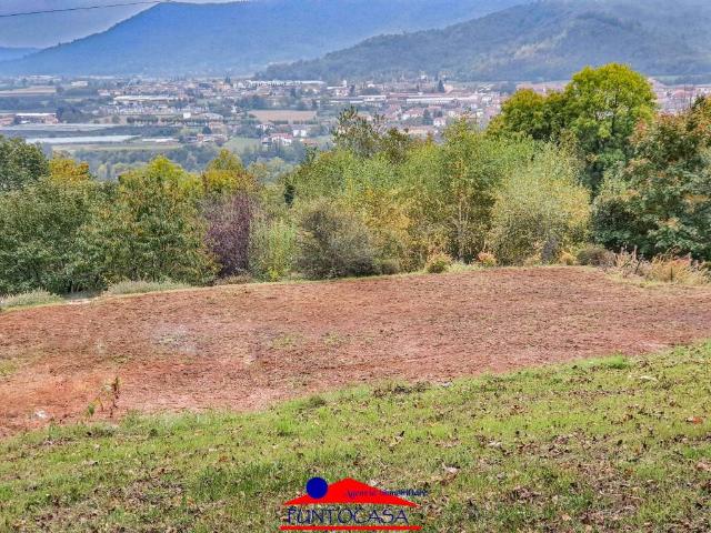Terreno in vendita a Dronero CN
