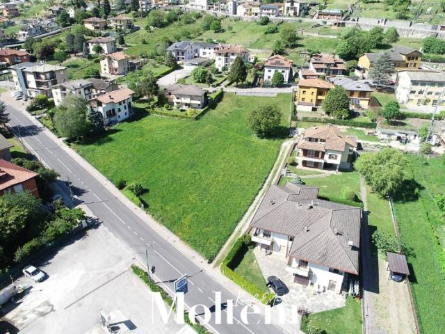 Terreno in vendita a Dubino SO