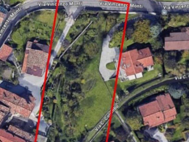Terreno in vendita a Erba CO