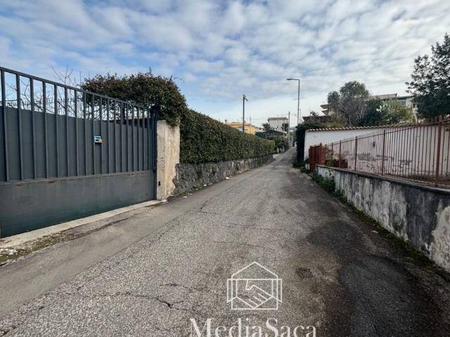 Terreno in vendita a Ercolano NA