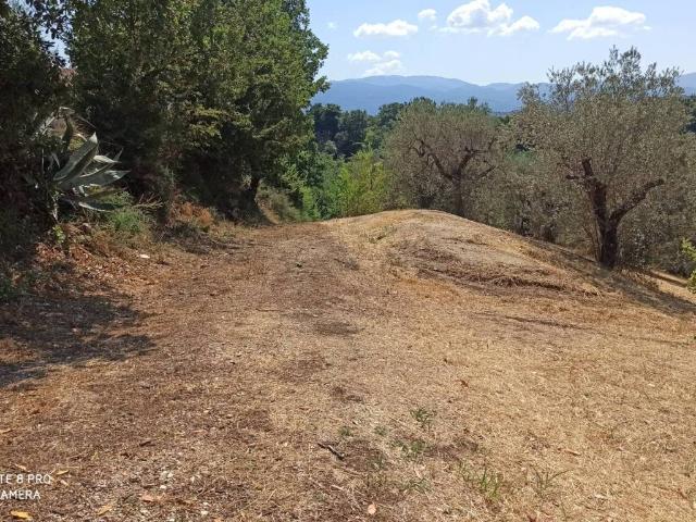 Terreno in vendita a Fara in Sabina RI