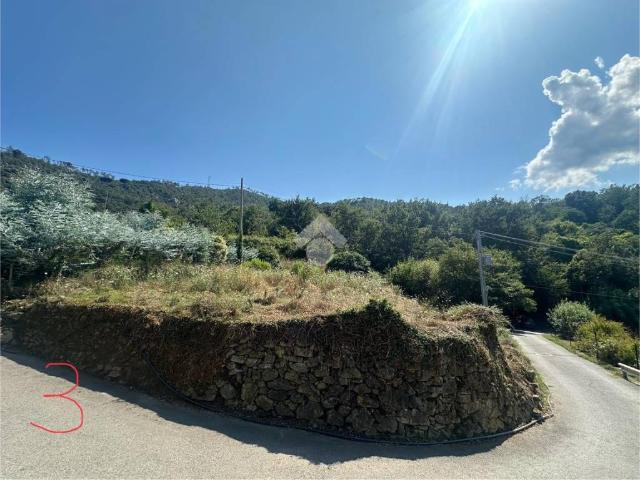 Terreno in vendita a Finale Ligure SV