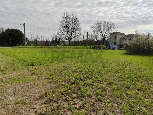 Terreno in vendita a Fidenza PR