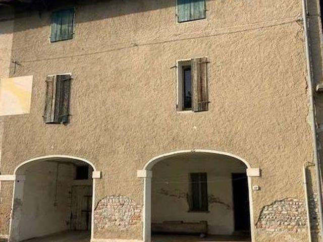 Terreno in vendita a Fiume Veneto PN