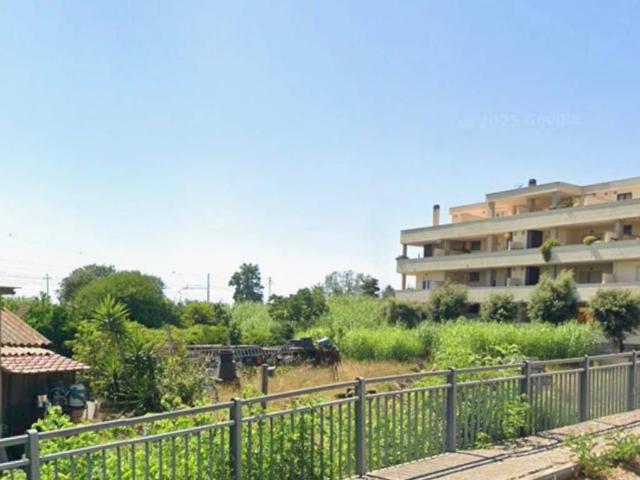 Terreno in vendita a Fiumicino RM