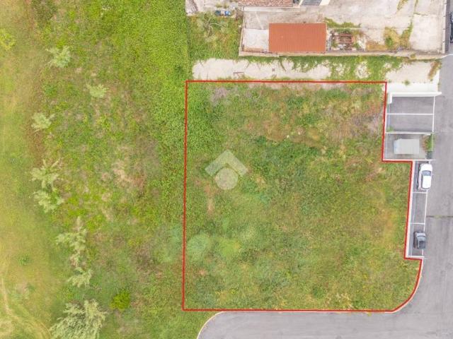 Terreno in vendita a Fonte Nuova RM