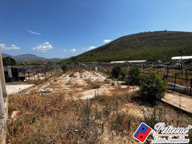 Terreno in vendita a Fondi LT