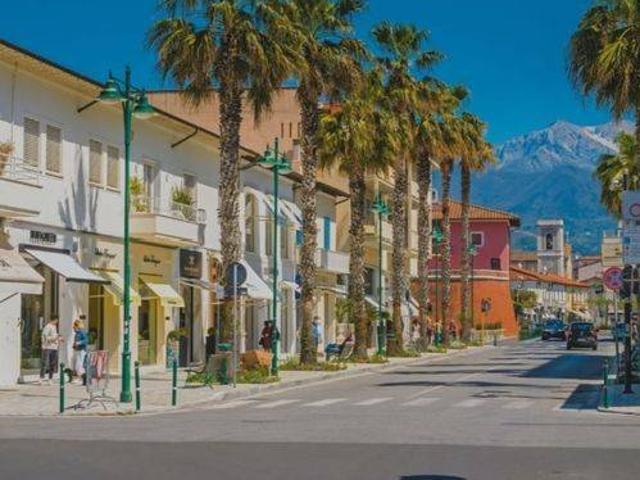 Terreno in vendita a Forte dei Marmi LU