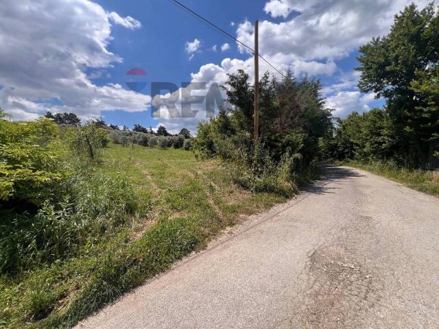 Terreno in vendita a Fragneto Monforte BN