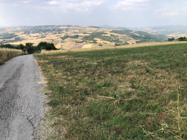Terreno in vendita a Fragneto Monforte BN