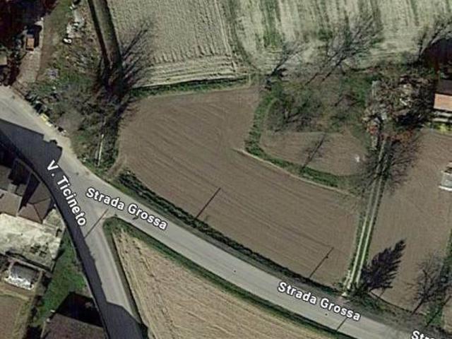 Terreno in vendita a Frassineto Po AL