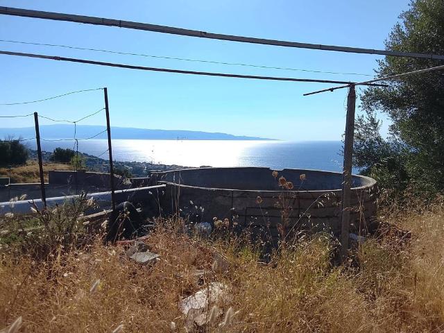 Terreno in vendita a Furci Siculo ME
