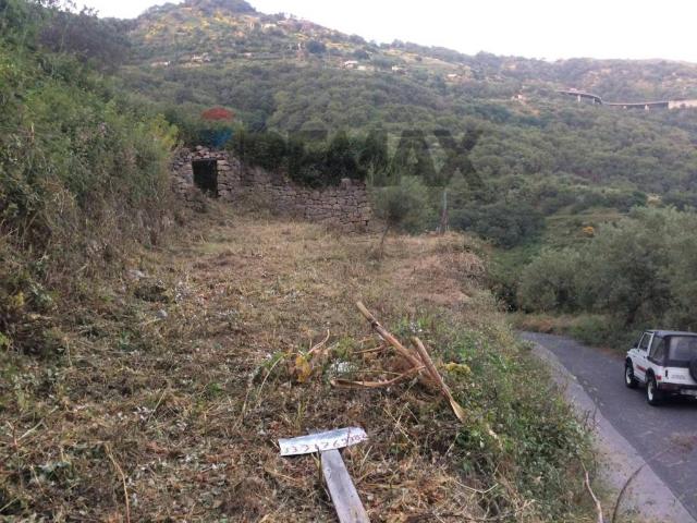 Terreno in vendita a Gallodoro ME