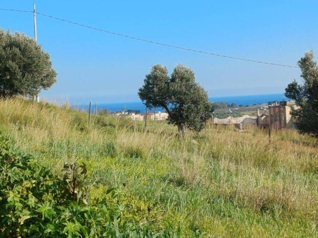 Terreno in vendita a Gasperina CZ