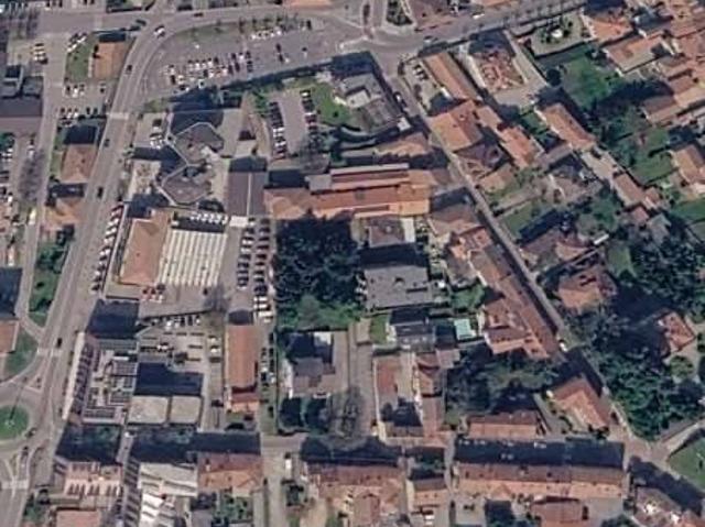 Terreno in vendita a Gavirate VA
