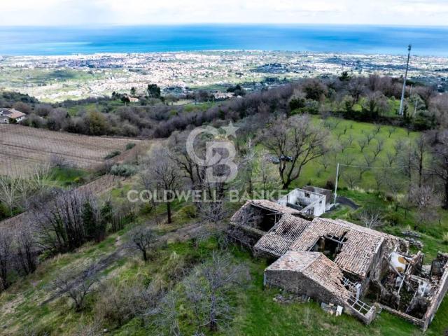 Terreno in vendita a Giarre CT