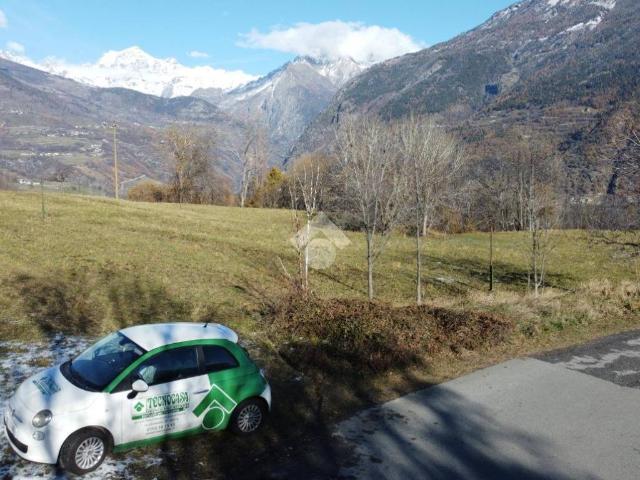 Terreno in vendita a Gignod AO