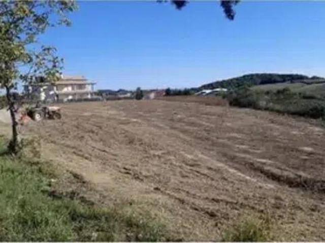Terreno in vendita a Gissi CH