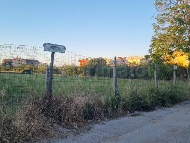 Terreno in vendita a Giugliano in Campania NA