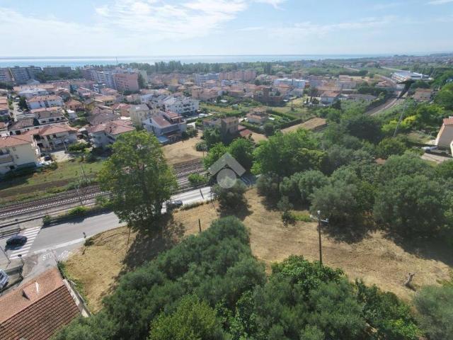 Terreno in vendita a Giulianova TE