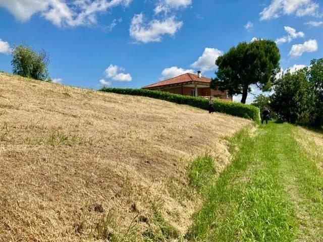 Terreno in vendita a Govone CN