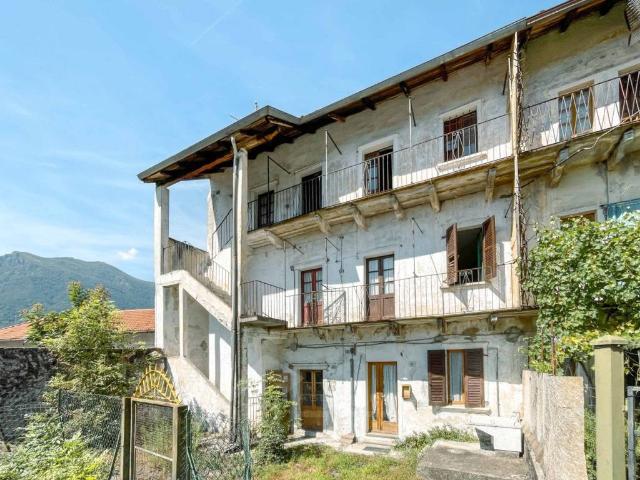 Terreno in vendita a Gravellona Toce VB