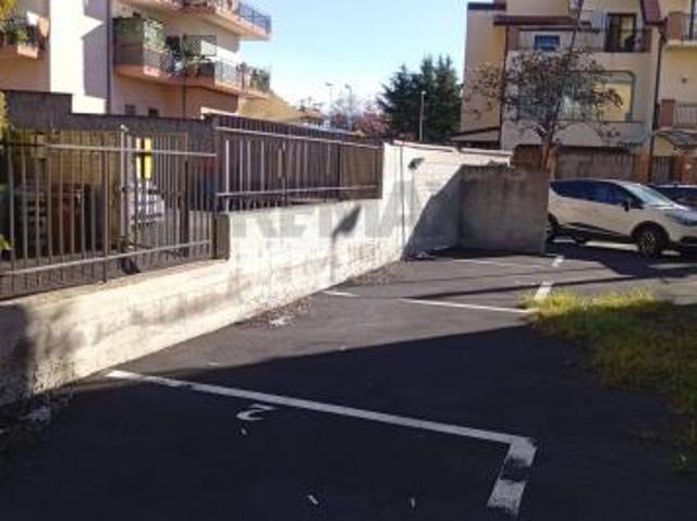 Terreno in vendita a Gravina di Catania