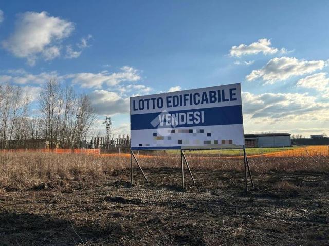 Terreno in vendita a Gualtieri RE