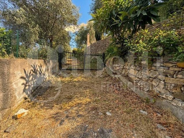 Terreno in vendita a Imperia IM