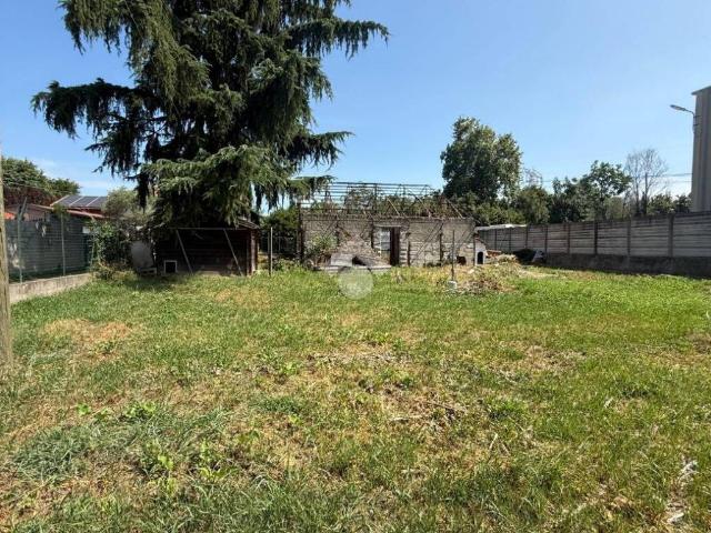 Terreno in vendita a Inzago MI