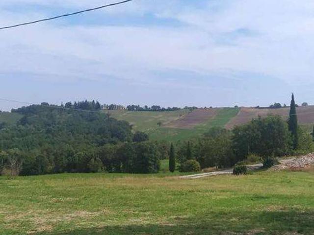 Terreno in vendita a Langhirano PR