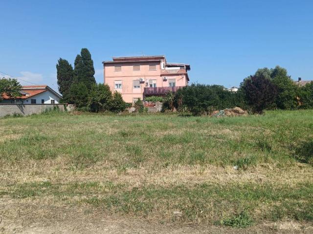 Terreno in vendita a Latina LT