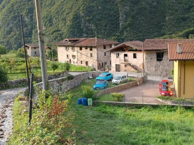 Terreno in vendita a Ledro TN