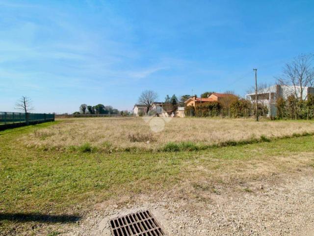 Terreno in vendita a Lestizza UD