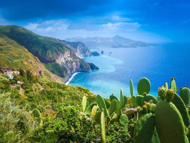 Terreno in vendita a Lipari ME