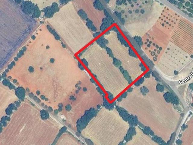 Terreno in vendita a Locorotondo BA