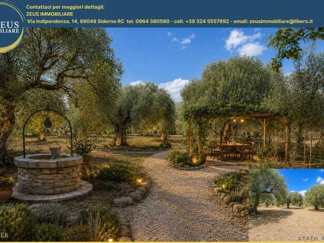 Terreno in vendita a Locri RC