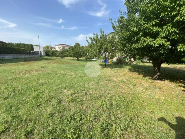 Terreno in vendita a Lugo RA