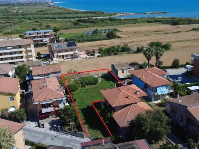 Terreno in vendita a Martinsicuro TE