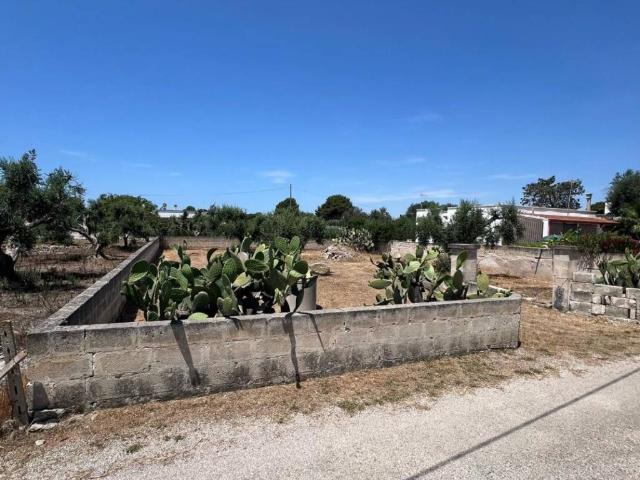Terreno in vendita a Maruggio TA
