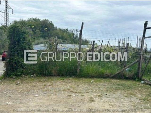 Terreno in vendita a Massa Rif. 3559520