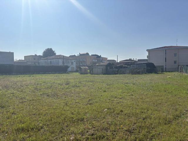 Terreno in vendita a Mestrino PD