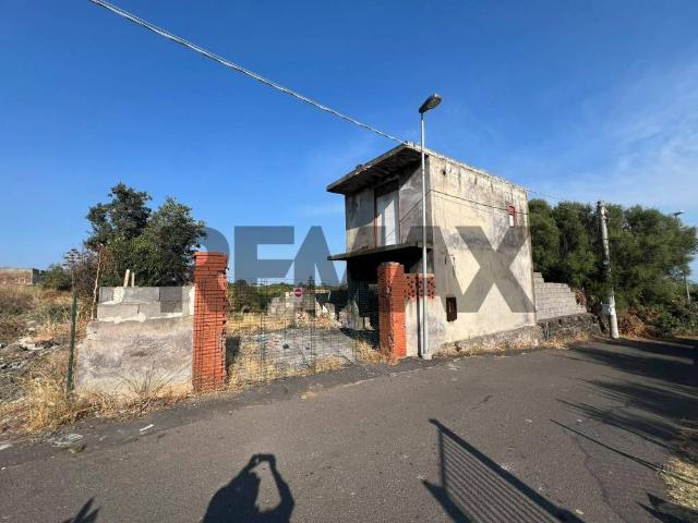 Terreno in vendita a Misterbianco CT