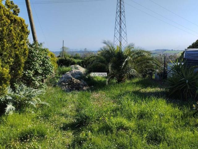 Terreno in vendita a Mombaroccio PU