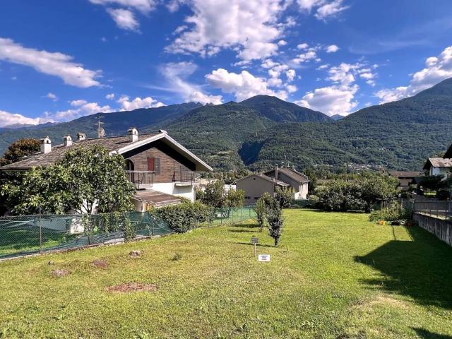 Terreno in vendita a Montagna in Valtellina SO