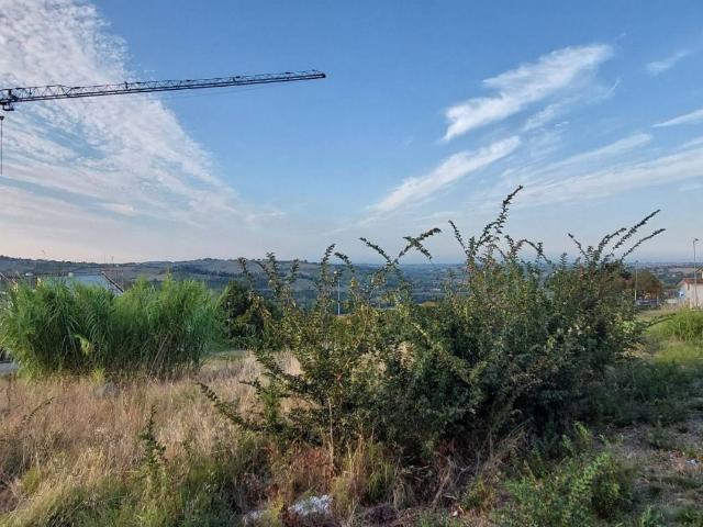 Terreno in vendita a Montescudo Montecolombo RN