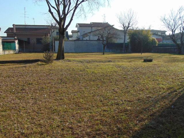Terreno in vendita a Montichiari BS