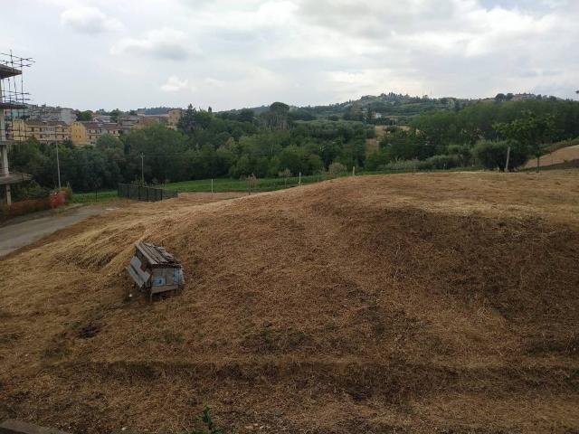 Terreno in vendita a Monsampolo del Tronto AP