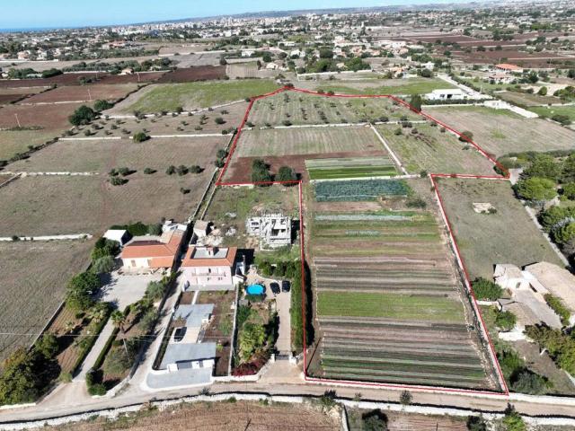 Terreno in vendita a Modica RG